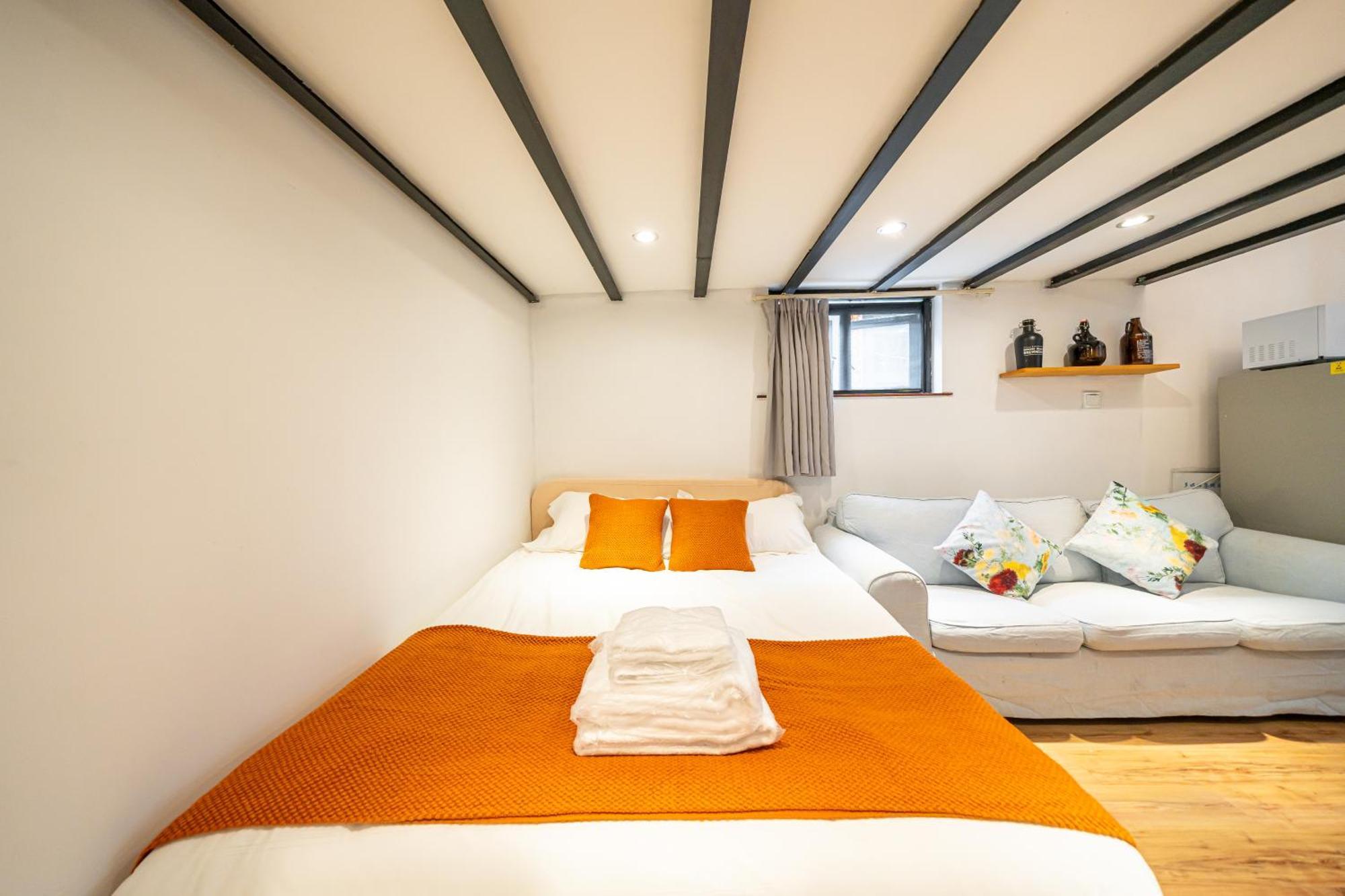 Yuexia Apartment Shanghai